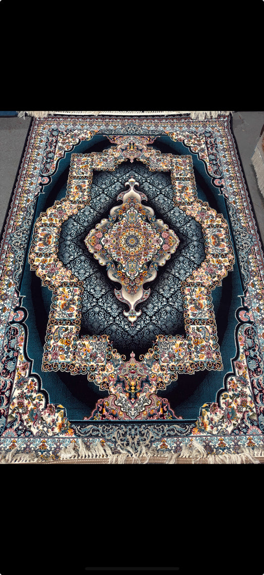 Sheshme Living Room Area - 700 Reeds Rug