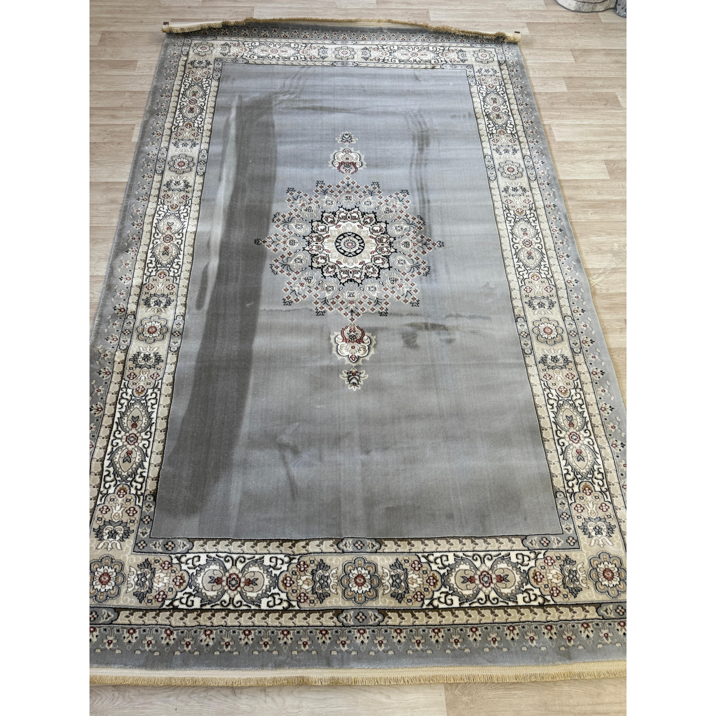 Mistral Persian Style Collection - Traditional Living Room Rugs | Available in 6 Colours & Multiple Sizes