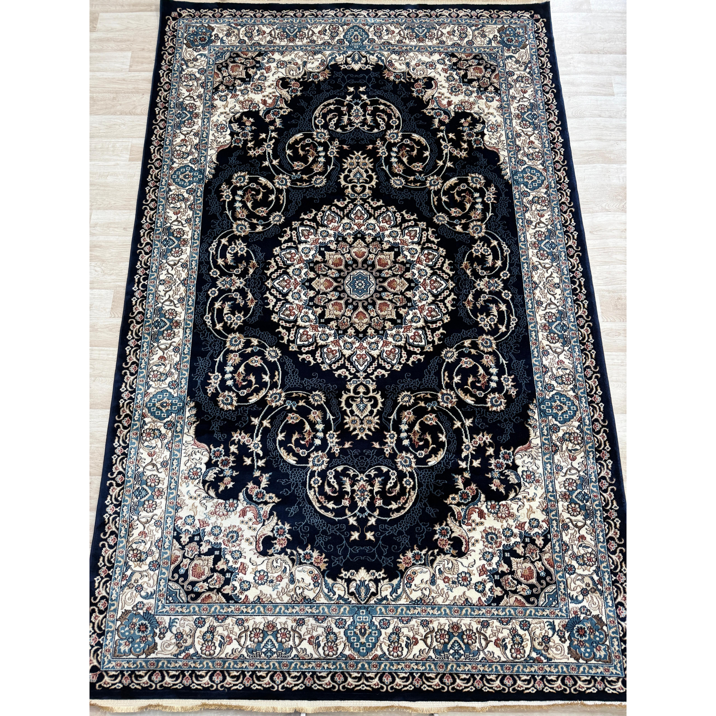 Mistral Medallion Collection - Traditional Style Living Room Rugs | Available in 6 Colours & Multiple Sizes