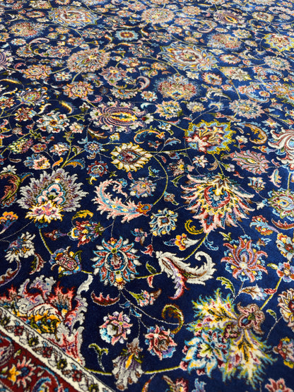 Fine Wool & Silk Persian Rug