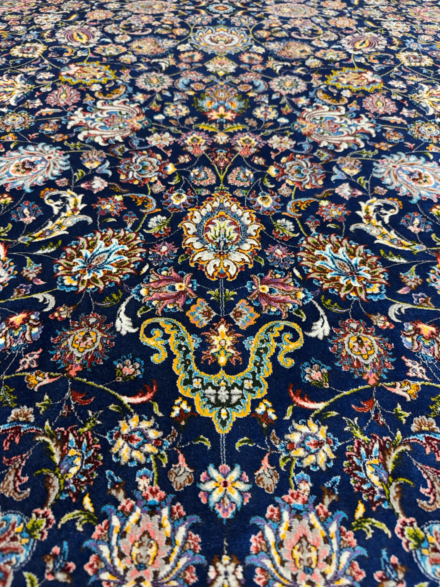 Fine Wool & Silk Persian Rug