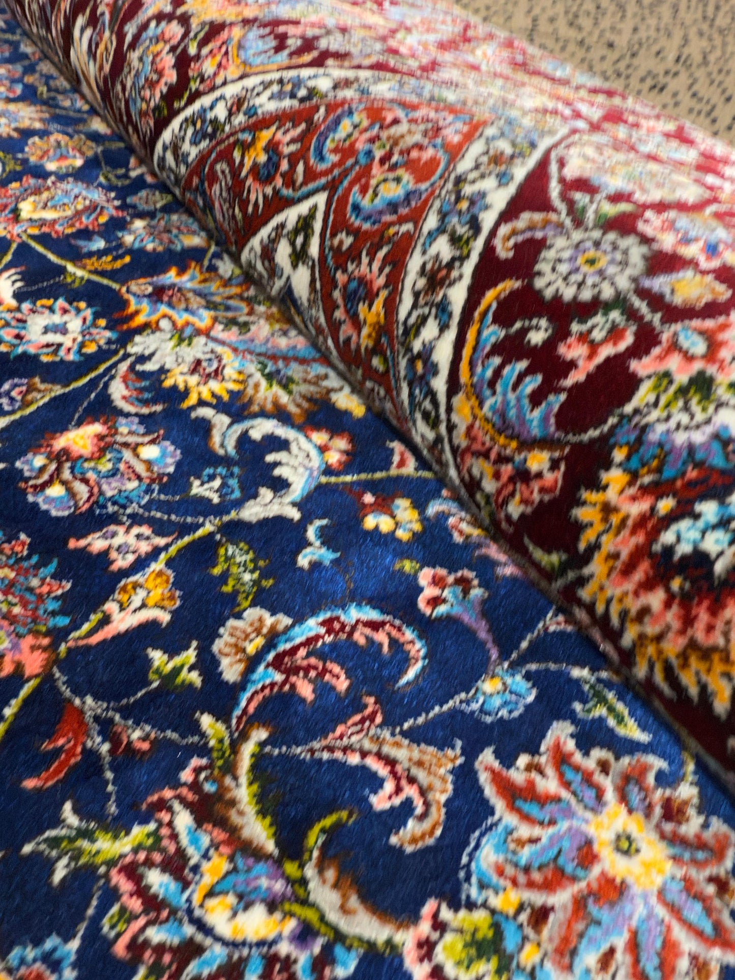 Fine Wool & Silk Persian Rug
