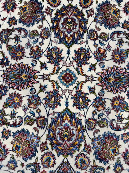 Fine Wool & Silk Persian Rug