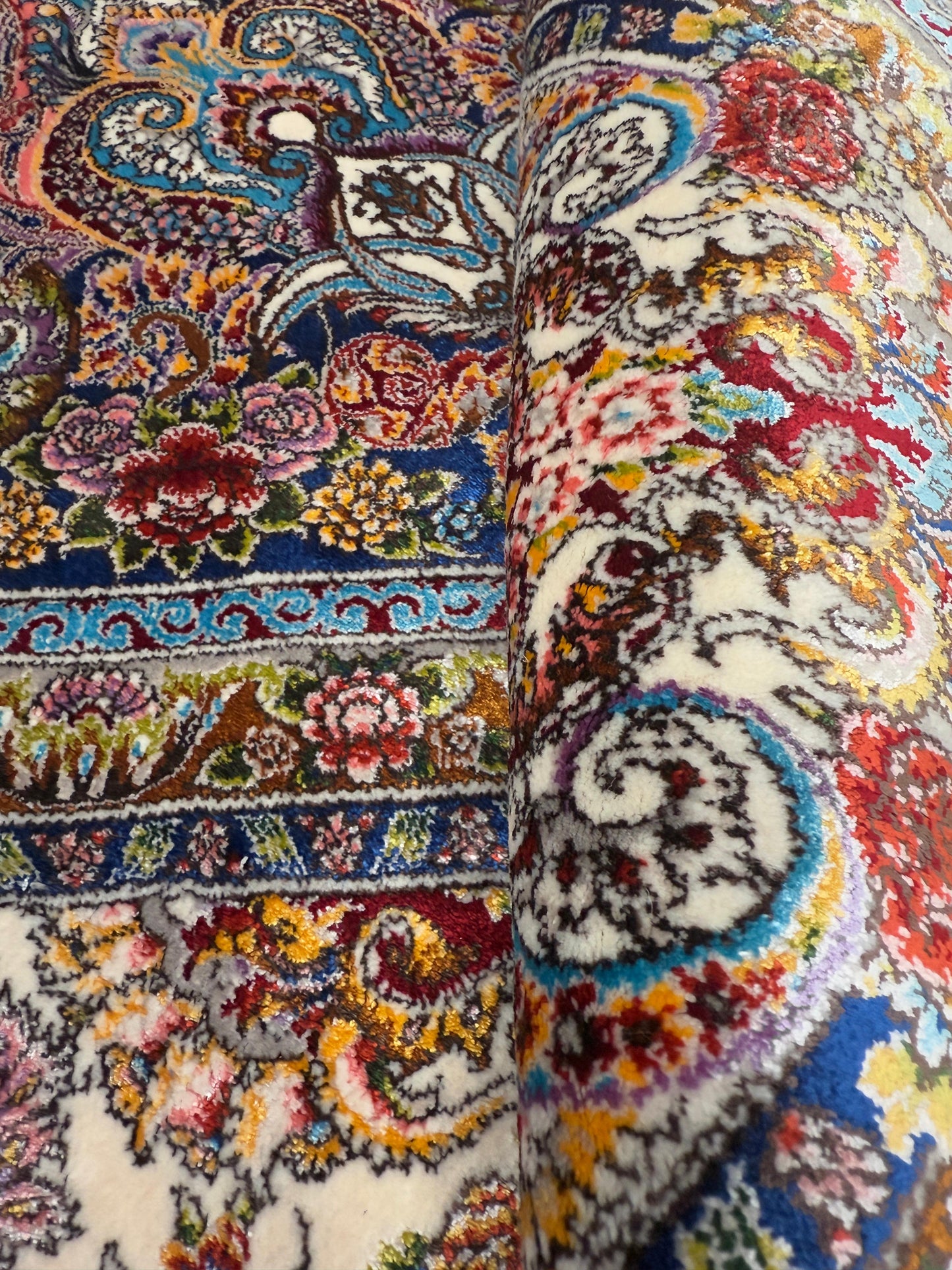 Pure Wool & Silk Persian Rug