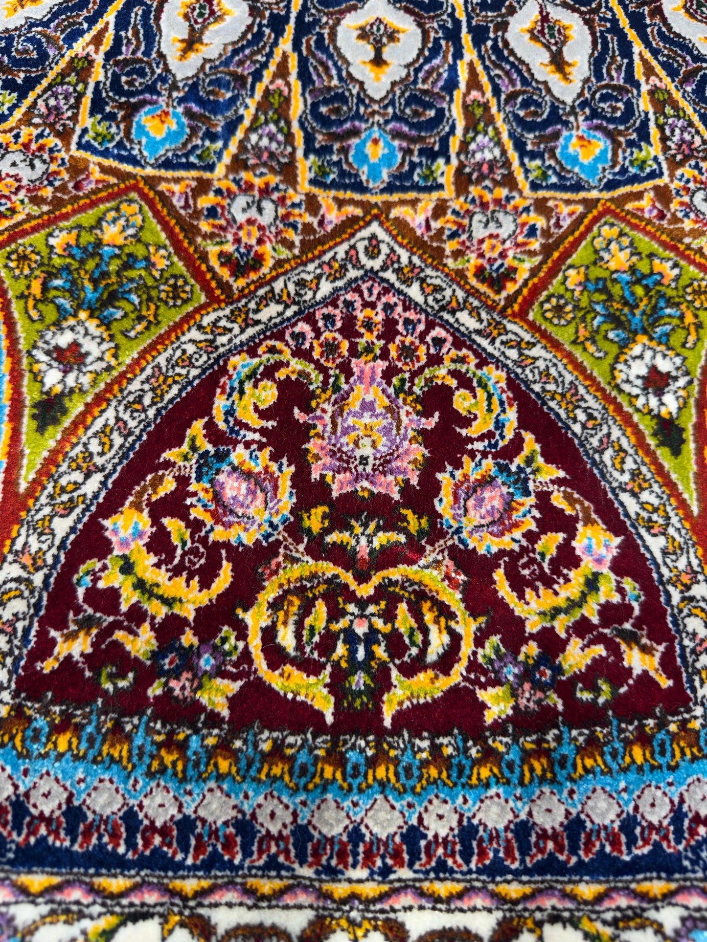Pure Silk Persian Rug