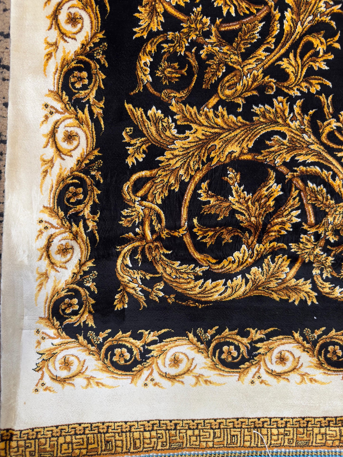 Fine Persian Pure Silk Rug