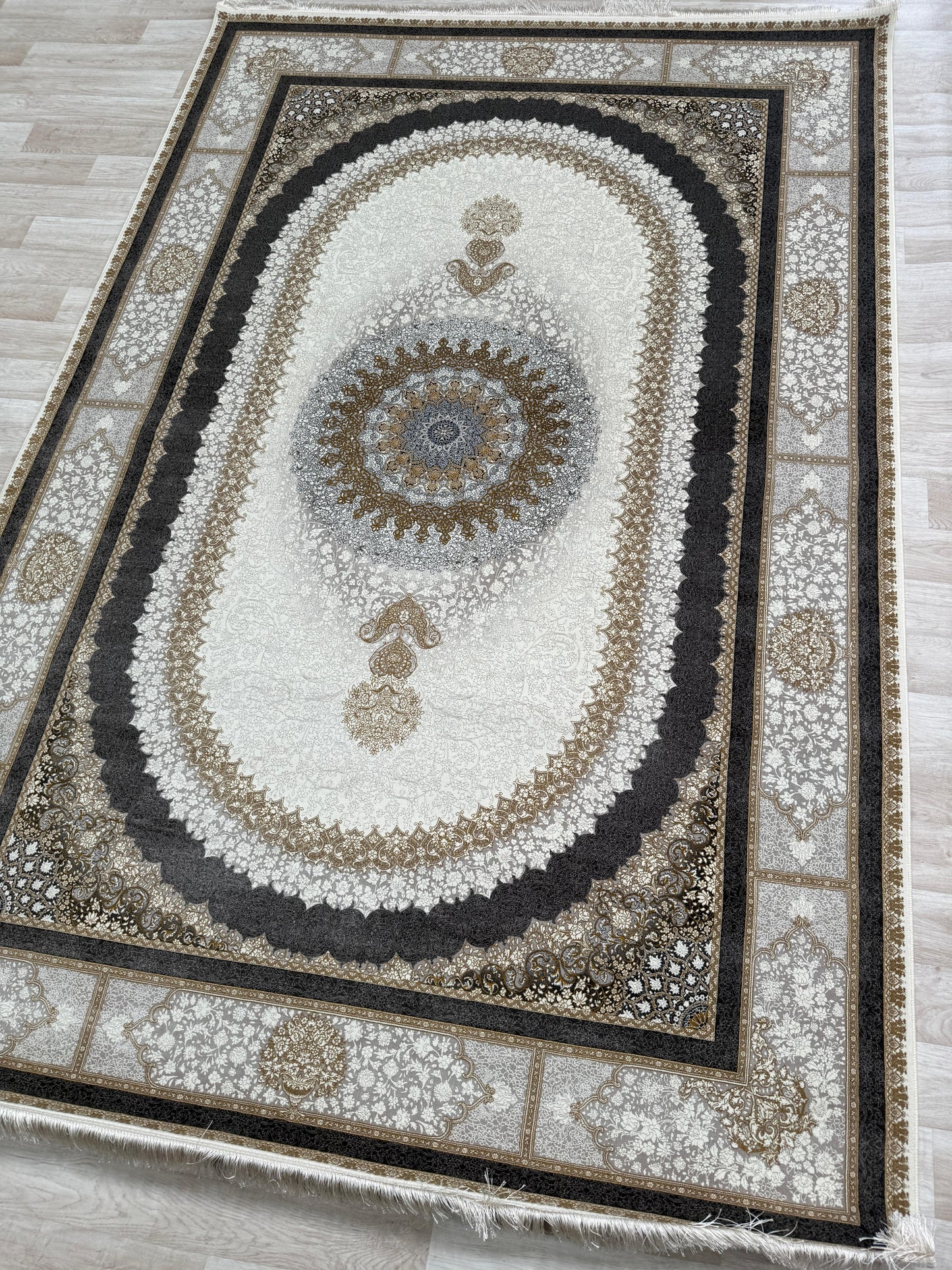 Elegant 1200 Reeds Machine-Made Area Rug | Free Delivery & Timeless Design
