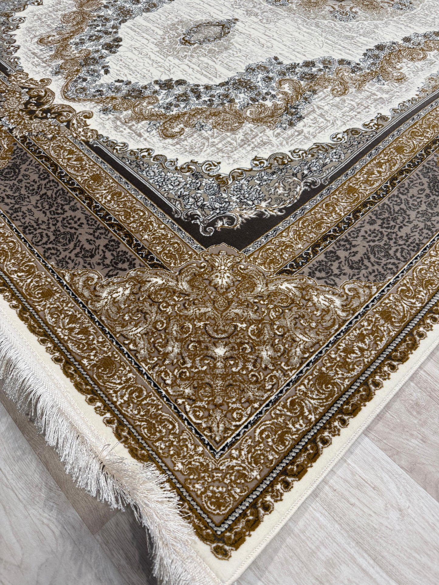 Elegant Victoria Oriental Persian Rug - 700 Reeds | Bullring Rugs