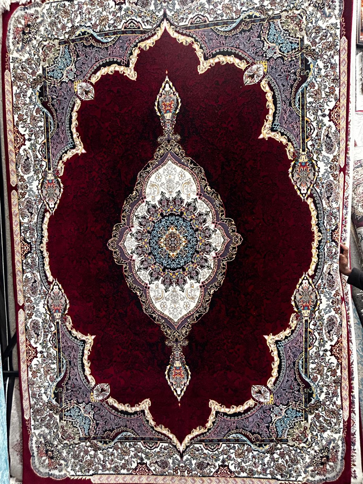 Taj Mahal Persian Rug - 700 Reeds