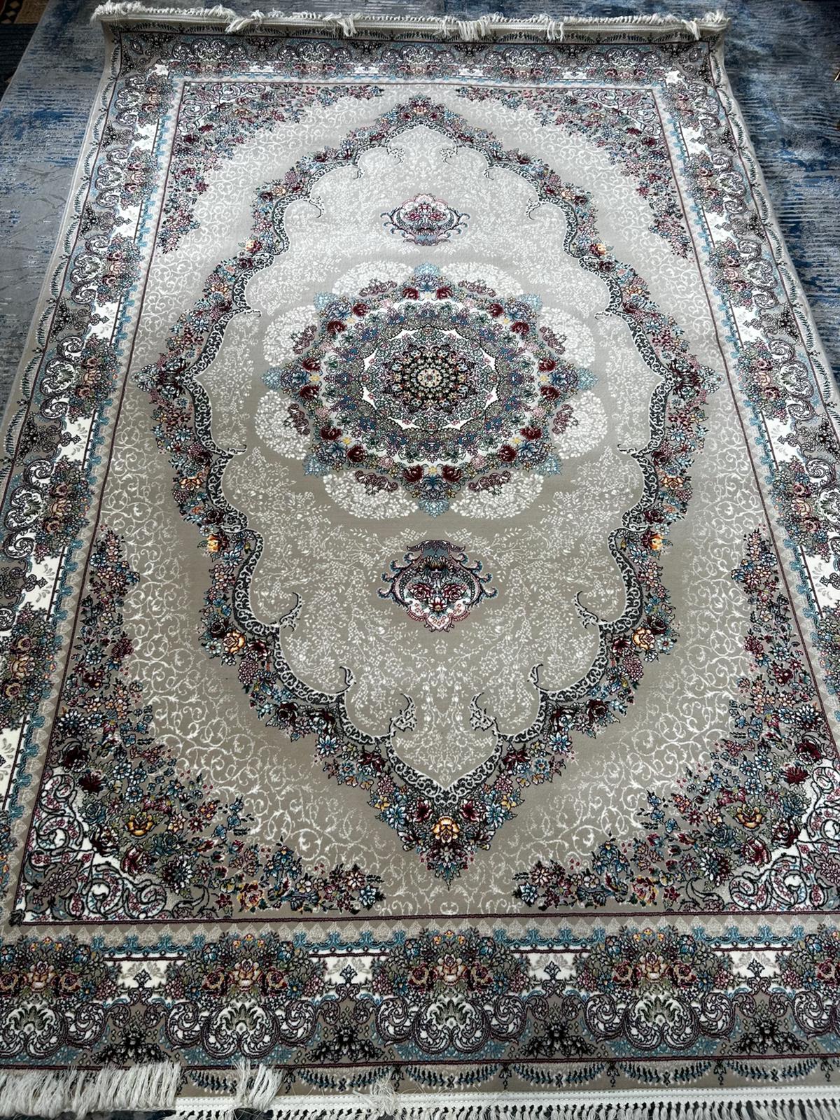 Saghar Persian Rug - 700 Reeds