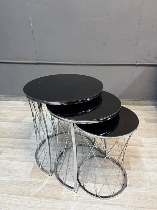 Wicker Nest Of Tables