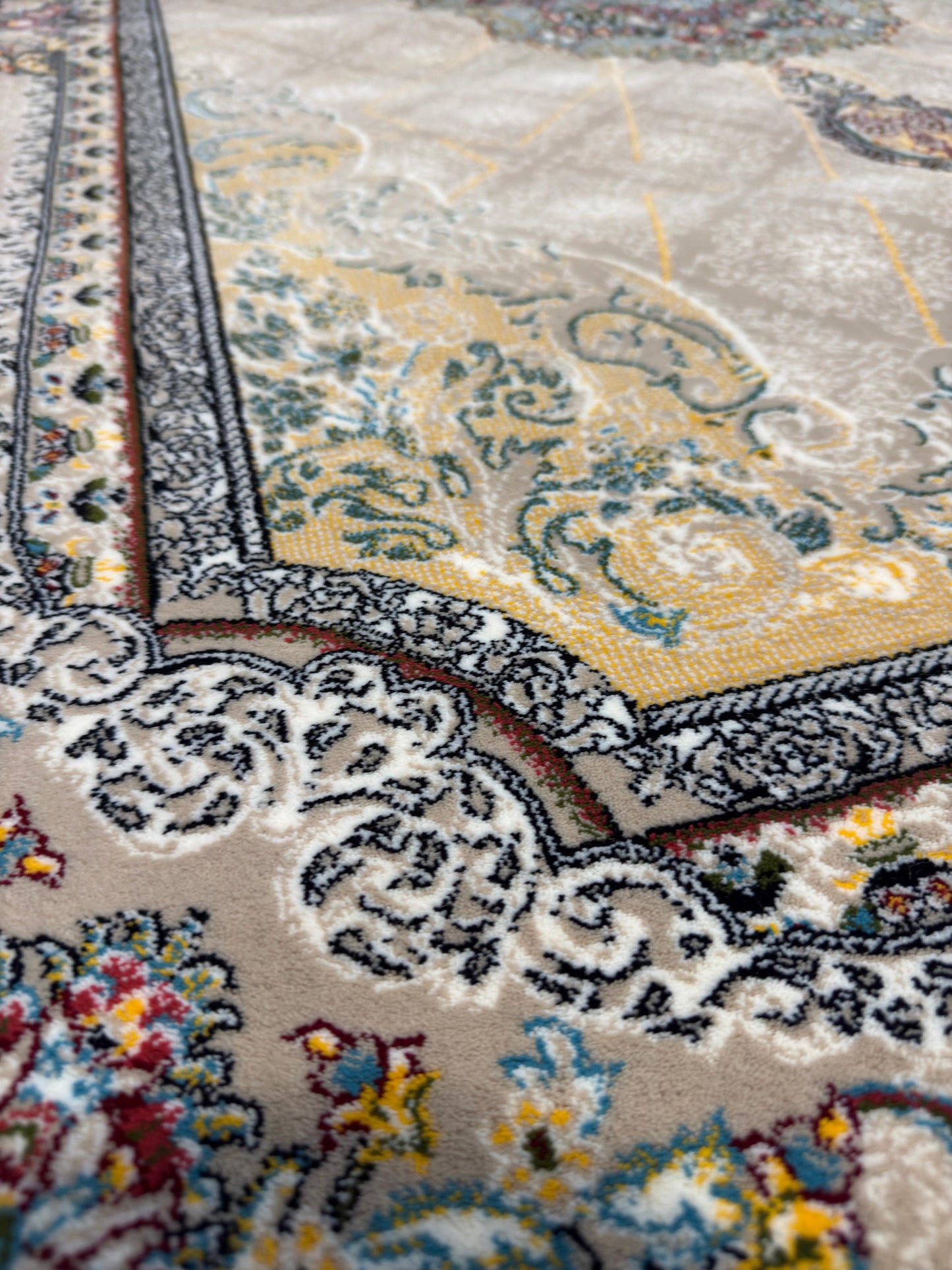 Teemjeh Traditional Living Room - 700 Reeds Rug