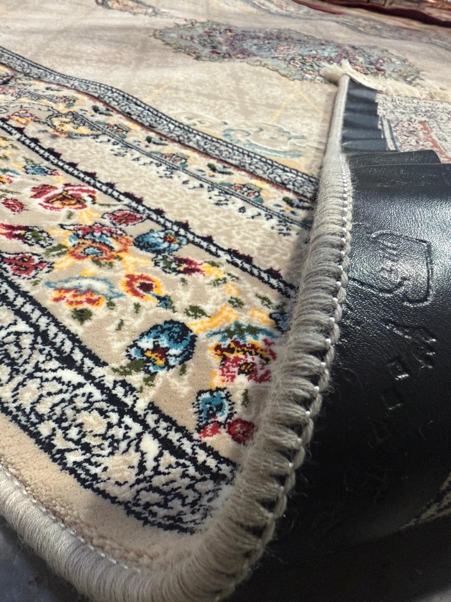 Teemjeh Traditional Living Room - 700 Reeds Rug