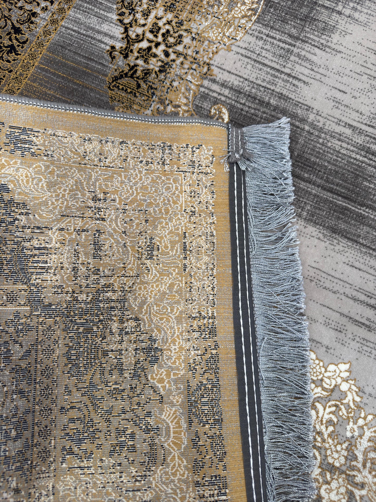 Persian Oriental Living Room - 1200 Reeds