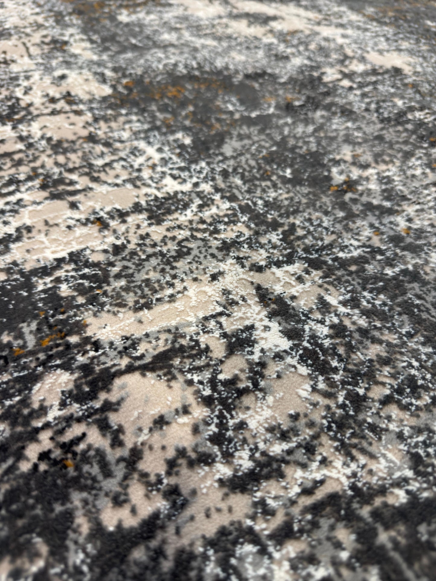 Modern Style Rug - 700 Reeds