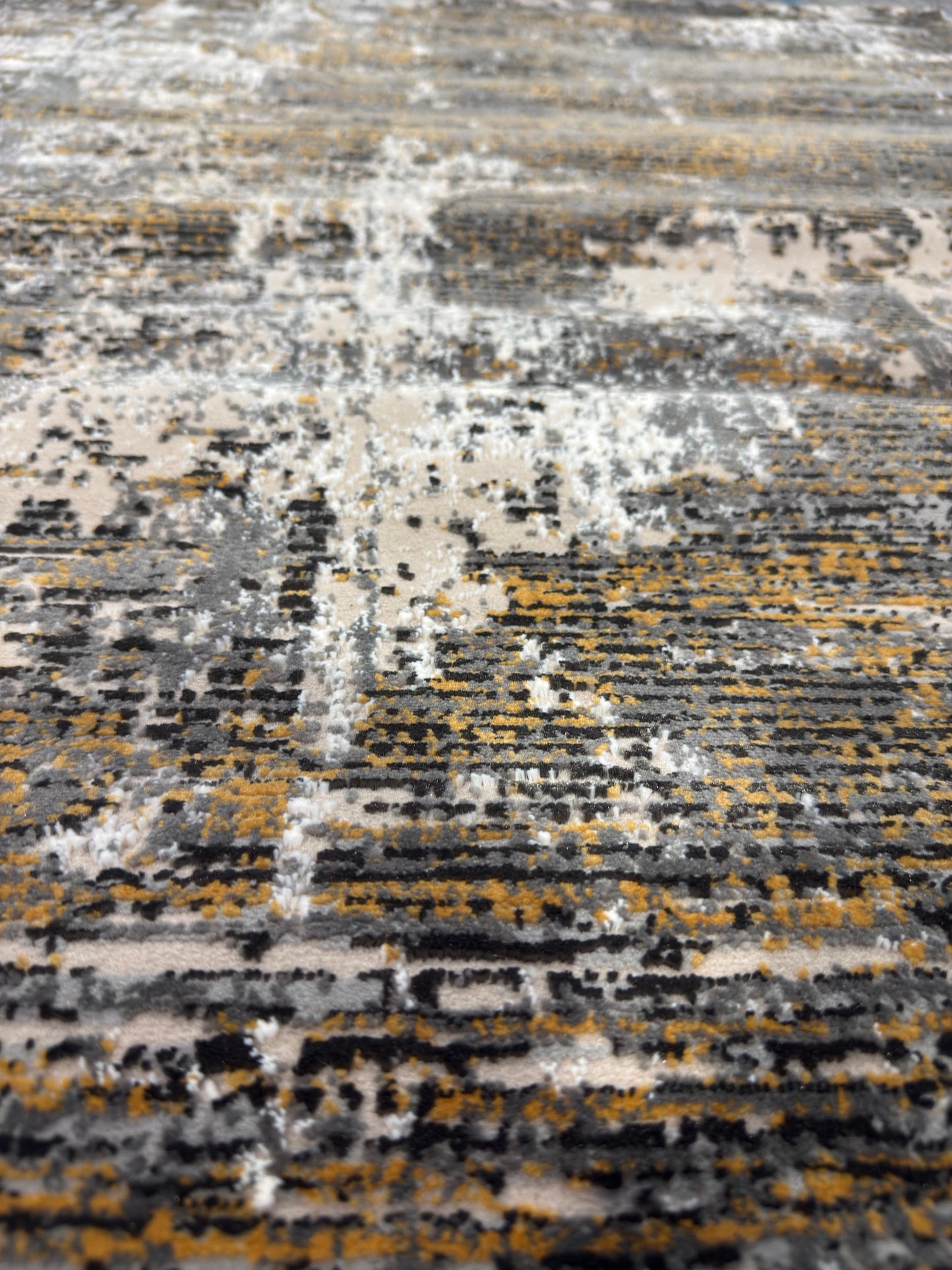 Modern Style Living Room Rug - 700 Reeds