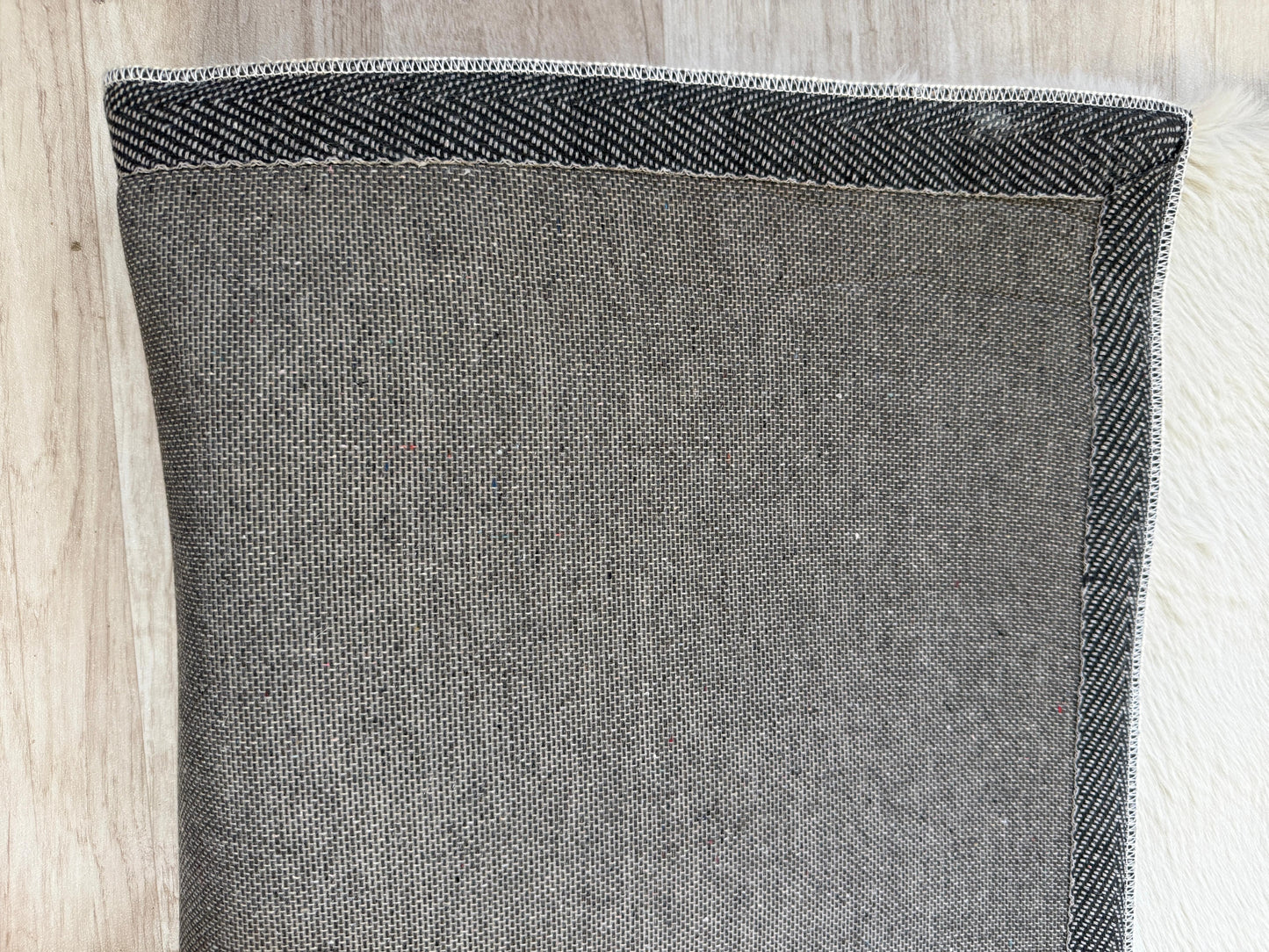 Bambi Hills Cream Fur Design Rug | Waffle Effect | Free Delivery & Fast Dispatch