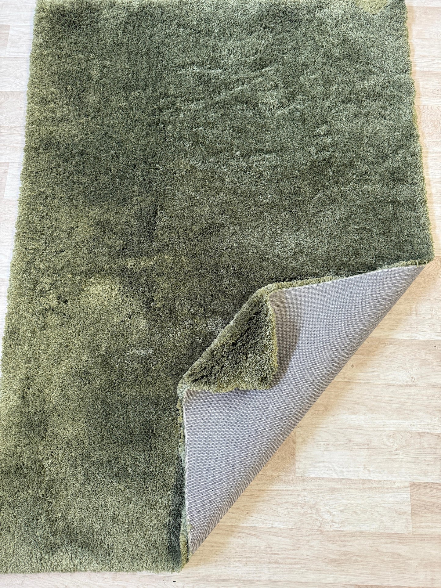Supersoft Olive Green Area Rug | High Quality, 120 x 170 cm | Free Delivery & Fast Dispatch