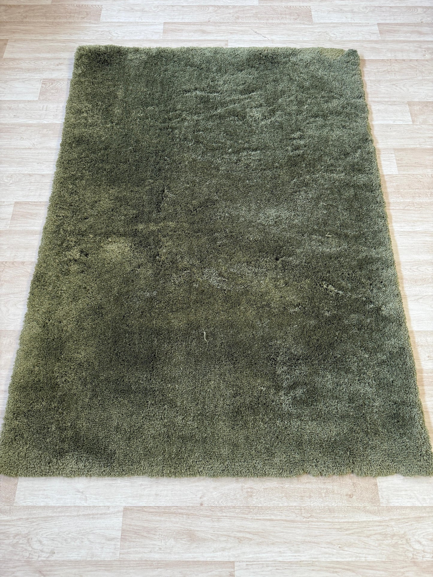 Supersoft Olive Green Area Rug | High Quality, 120 x 170 cm | Free Delivery & Fast Dispatch