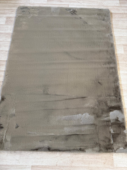 Luxury Faux Fur Taupe Super Soft Rug | Premium Quality | Free Delivery & Fast Dispatch