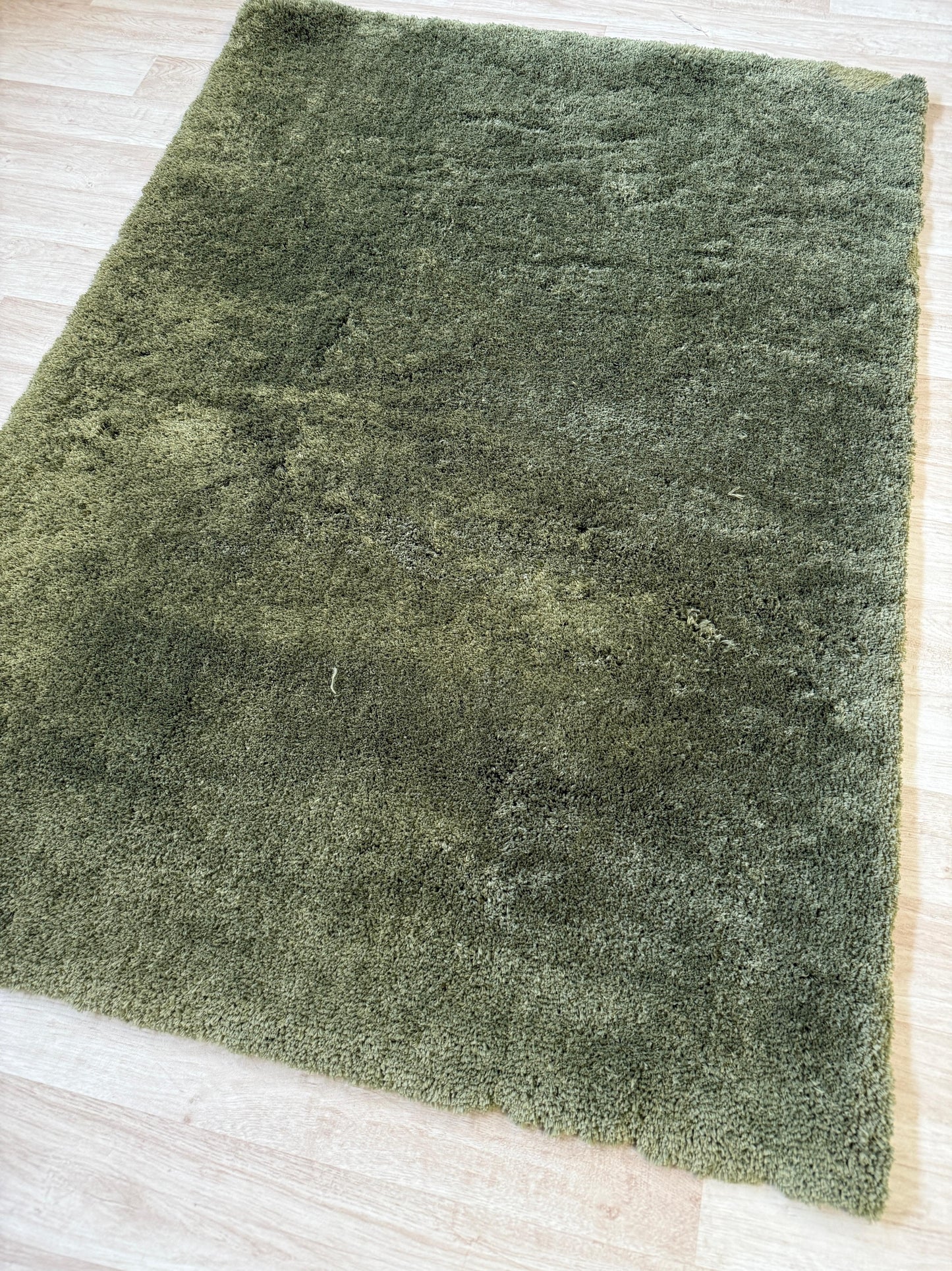 Supersoft Olive Green Area Rug | High Quality, 120 x 170 cm | Free Delivery & Fast Dispatch