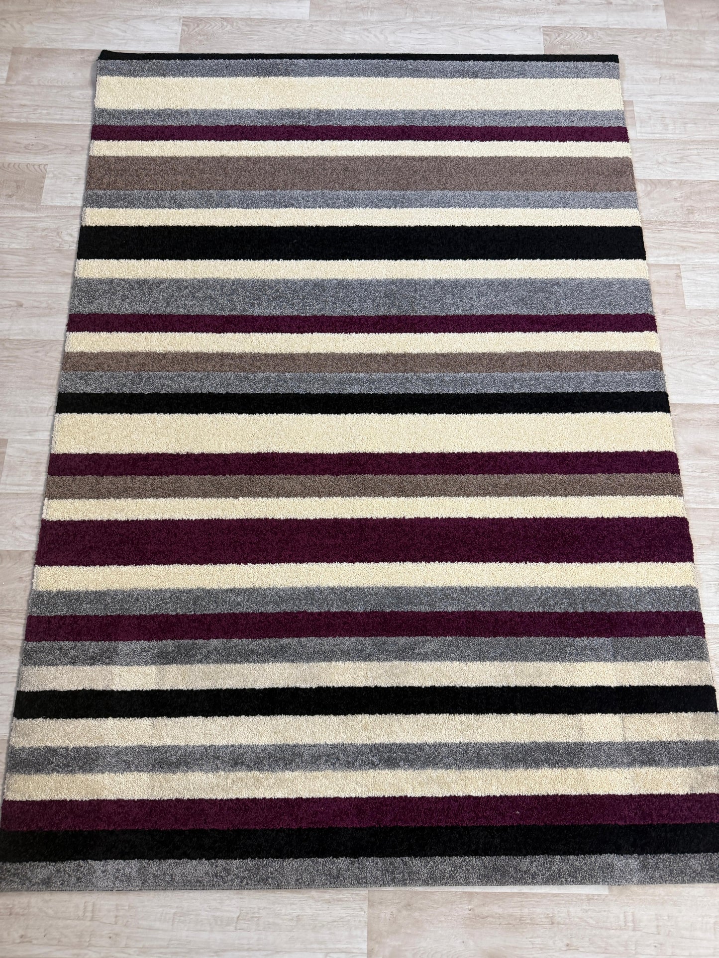 Linea Machine Washable Rug with Non-Slip Backing – Ideal for Hallways & Kitchens