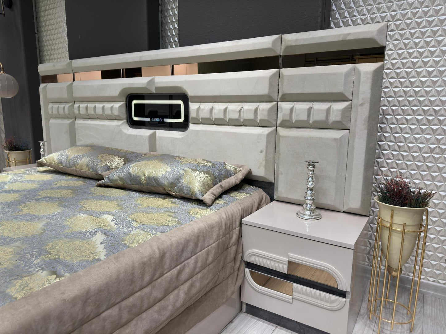 Elma, Full 10 Piece Bedroom Set