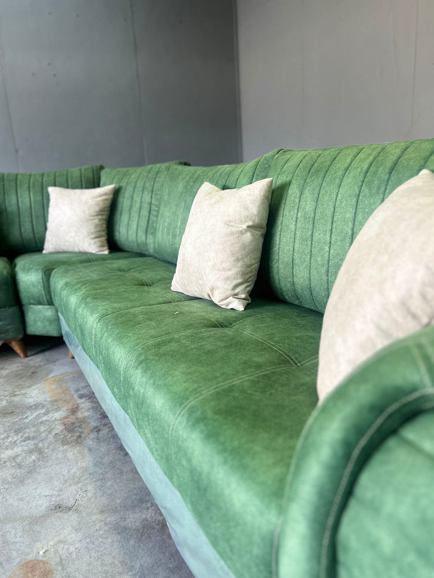 Alessia Green - Corner Sofa